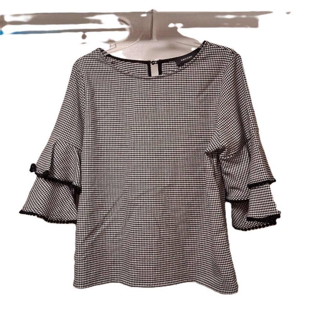 Karen Kane houndstooth top with decorative bell sleeves 3/4 length sz M